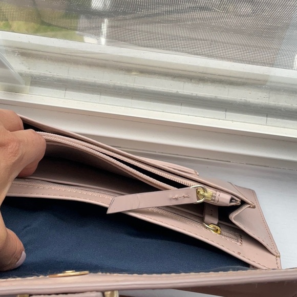 Cole Haan leather clutch with detachable insert - Picture 4 of 6